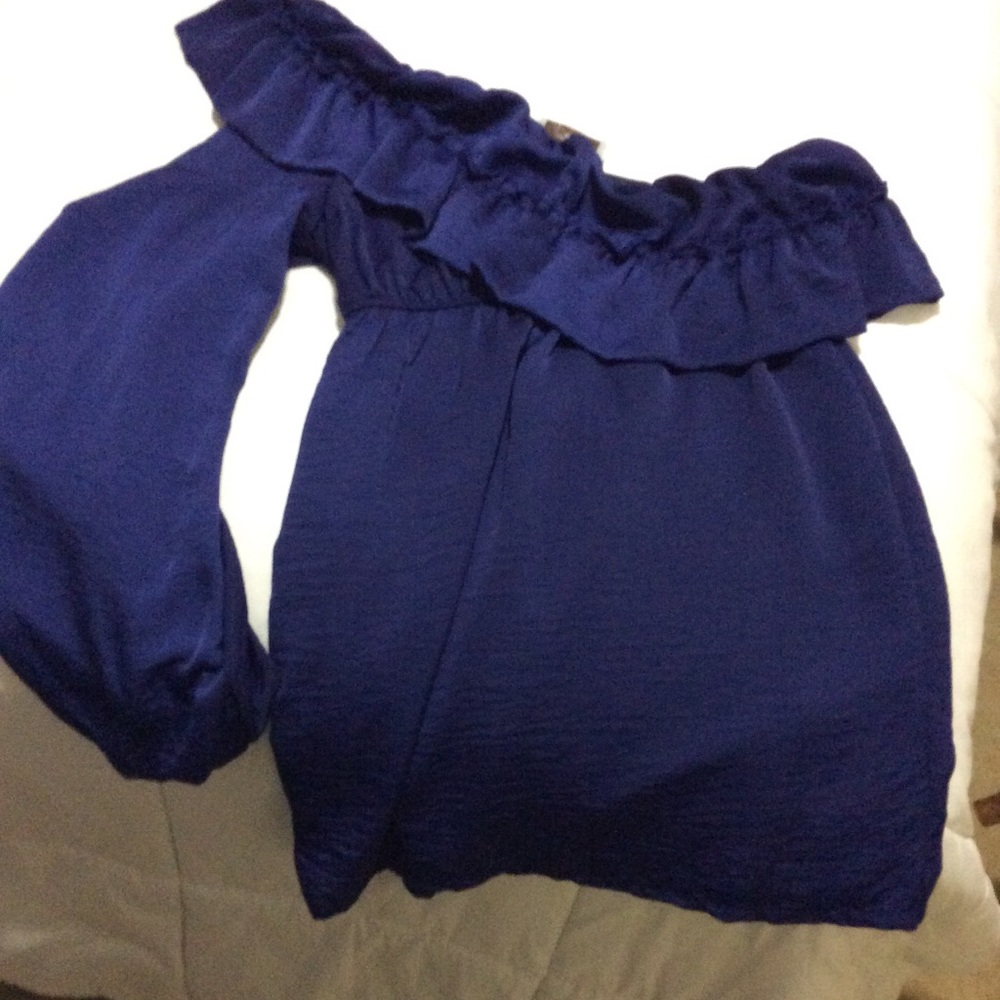 Ruffled One Shoulder Top